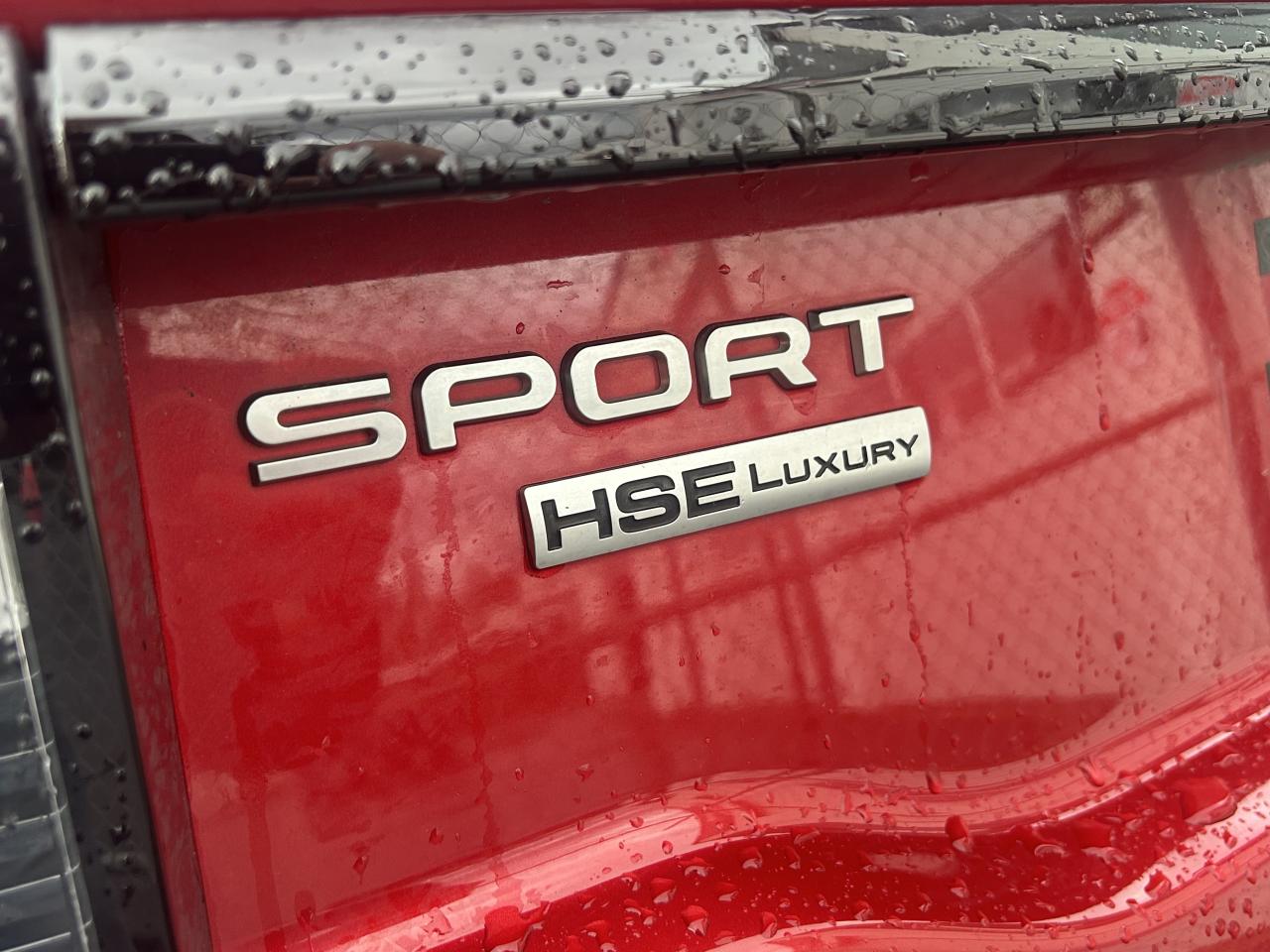 2016 Land Rover Discovery Sport 4WD 4dr HSE LUXURY - Photo #16