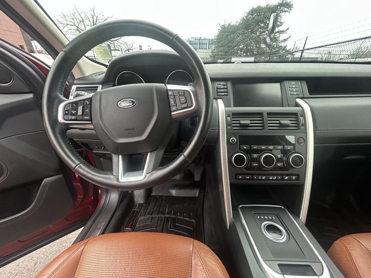 2016 Land Rover Discovery Sport 4WD 4dr HSE LUXURY - Photo #11