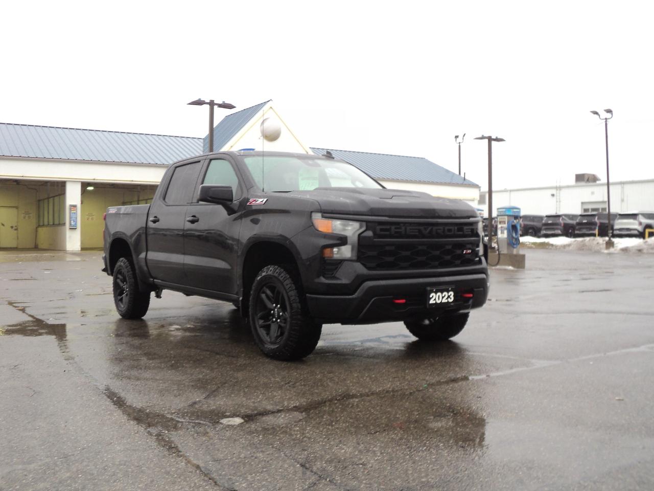 2023 Chevrolet Silverado 1500 CustomTrailBossCrewCab4WD Z71 2.7L4cylGas5'10"Box Photo