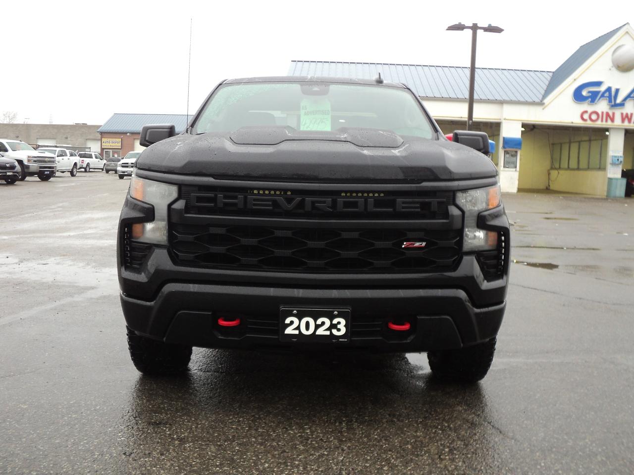 2023 Chevrolet Silverado 1500 CustomTrailBossCrewCab4WD Z71 2.7L4cylGas5'10"Box Photo