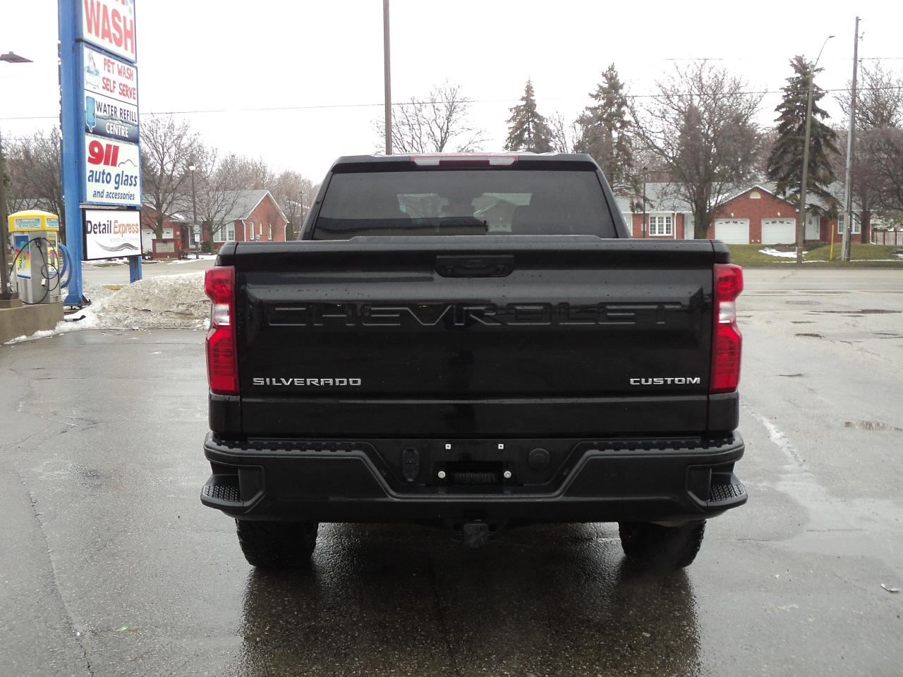 2023 Chevrolet Silverado 1500 CustomTrailBossCrewCab4WD Z71 2.7L4cylGas5'10"Box Photo