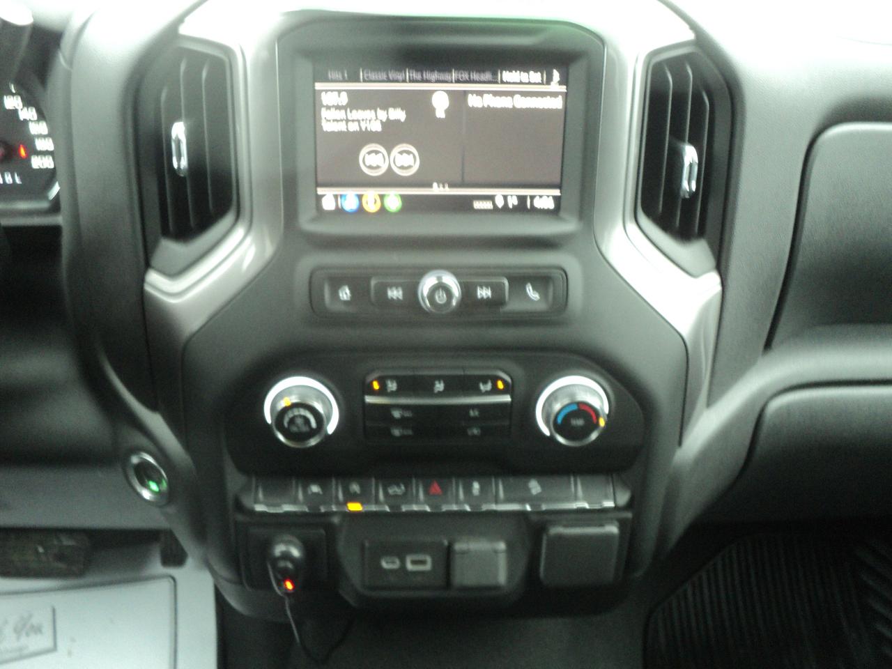 2023 Chevrolet Silverado 1500 CustomTrailBossCrewCab4WD Z71 2.7L4cylGas5'10"Box Photo