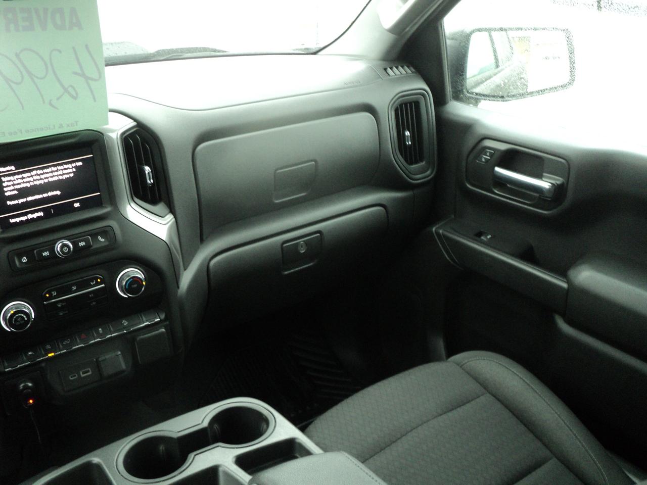 2023 Chevrolet Silverado 1500 CustomTrailBossCrewCab4WD Z71 2.7L4cylGas5'10"Box Photo