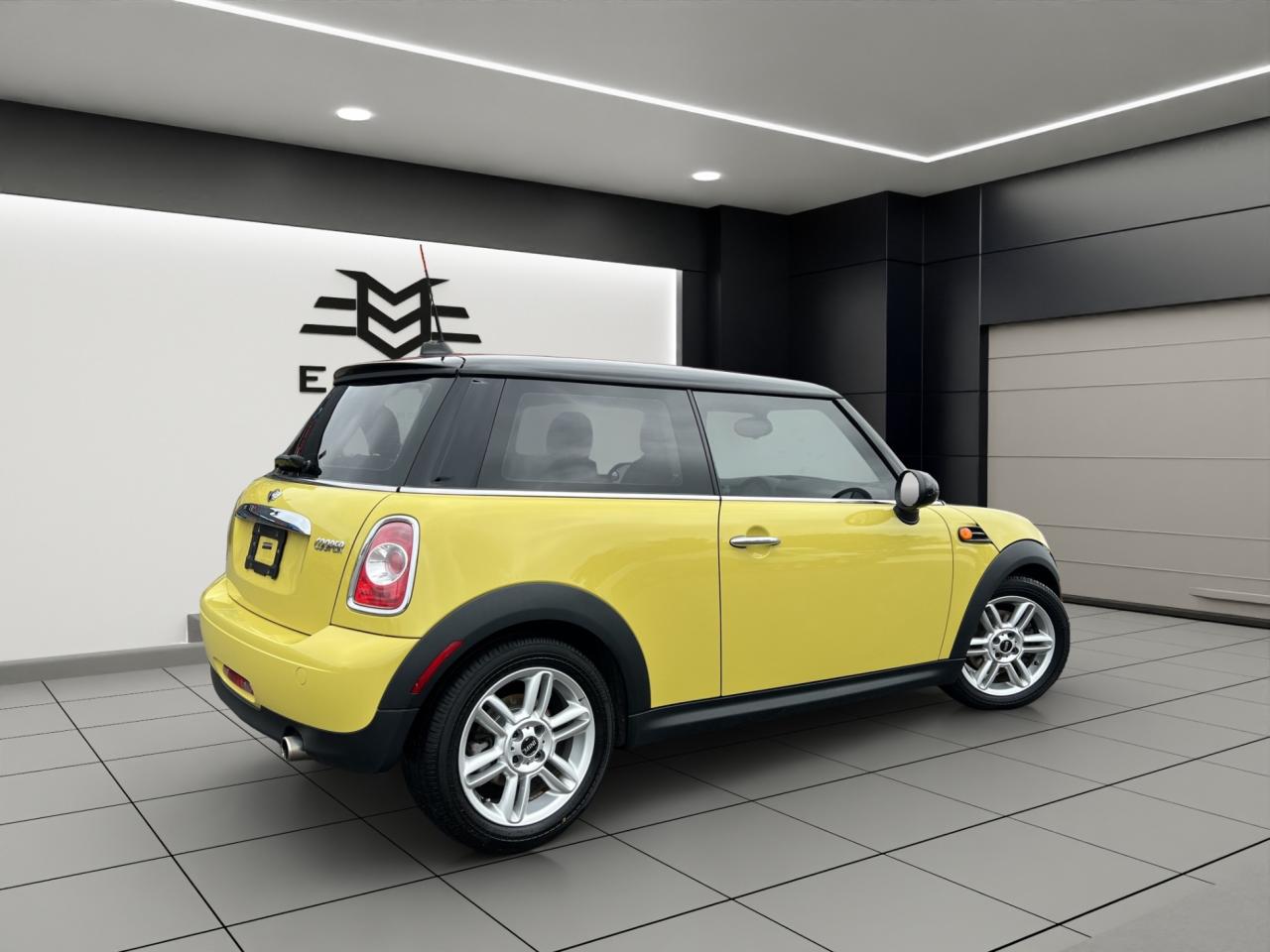 2011 MINI Cooper Coupe Classic - 69,000Kms - Low Kms !! Photo