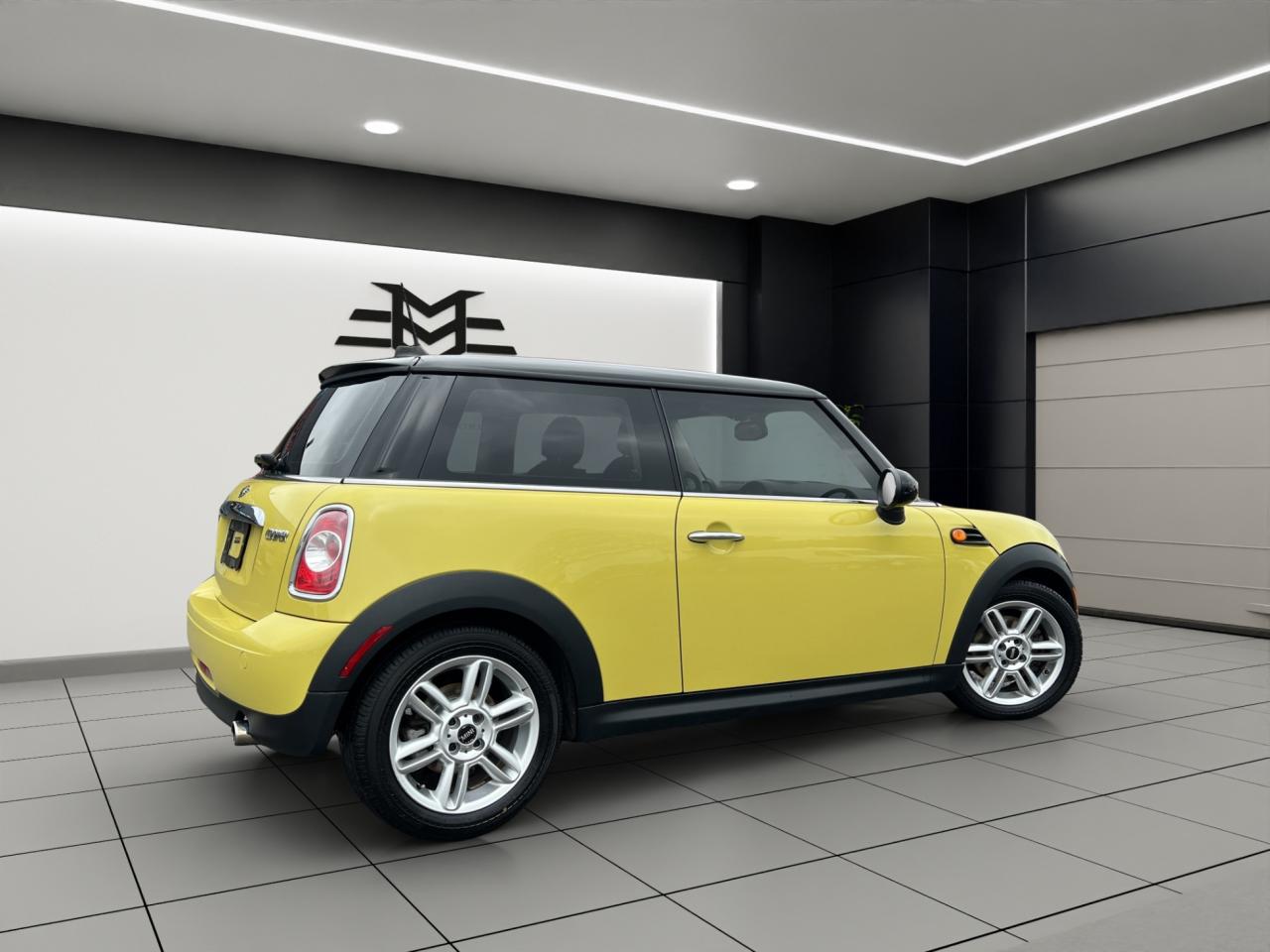 2011 MINI Cooper Coupe Classic - 69,000Kms - Low Kms !! Photo