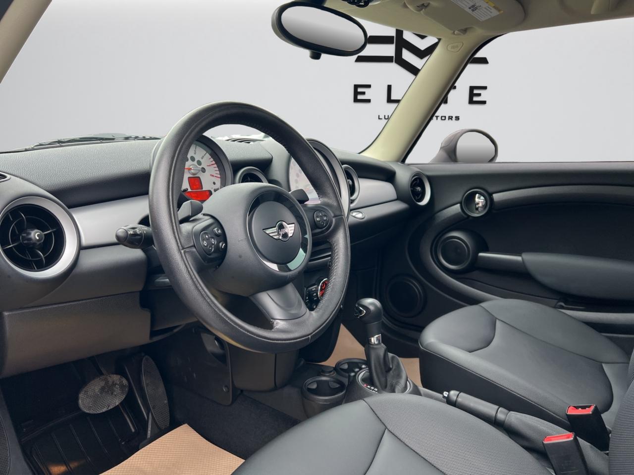 2011 MINI Cooper Coupe Classic - 69,000Kms - Low Kms !! Photo