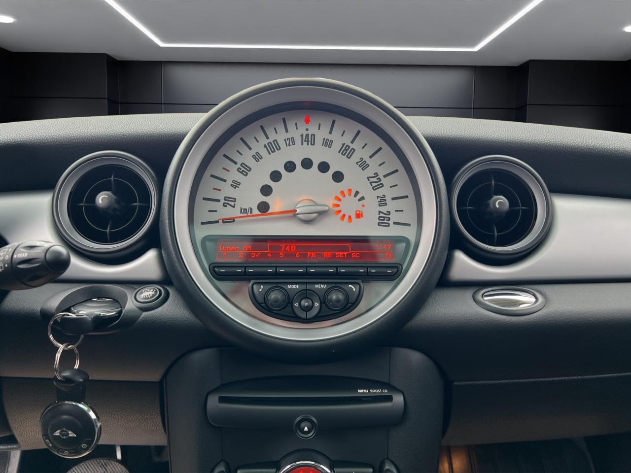 2011 MINI Cooper Coupe Classic - 69,000Kms - Low Kms !! Photo