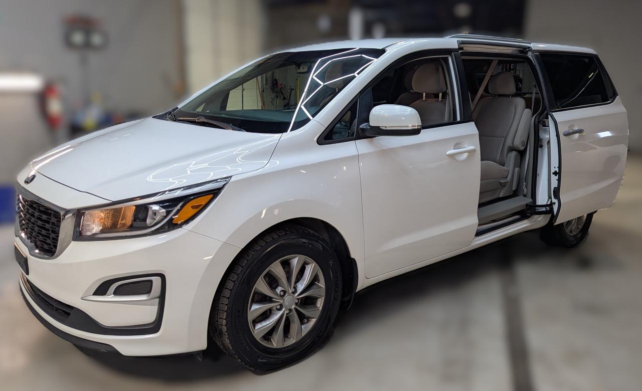 2019 Kia Sedona LX FWD Photo