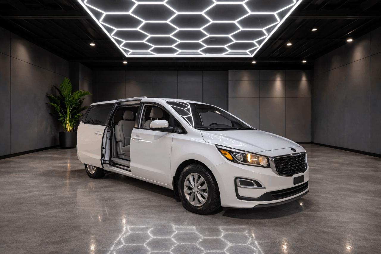 2019 Kia Sedona LX FWD Photo
