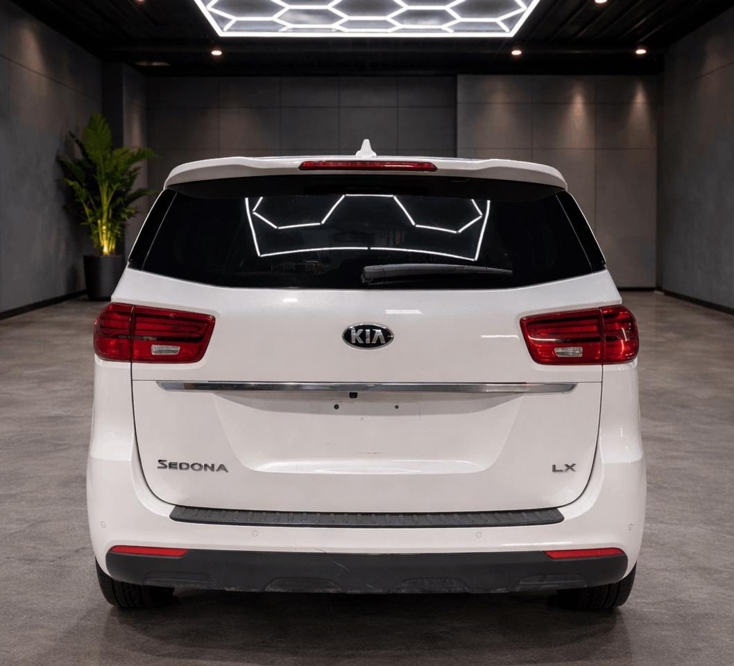 2019 Kia Sedona LX FWD Photo