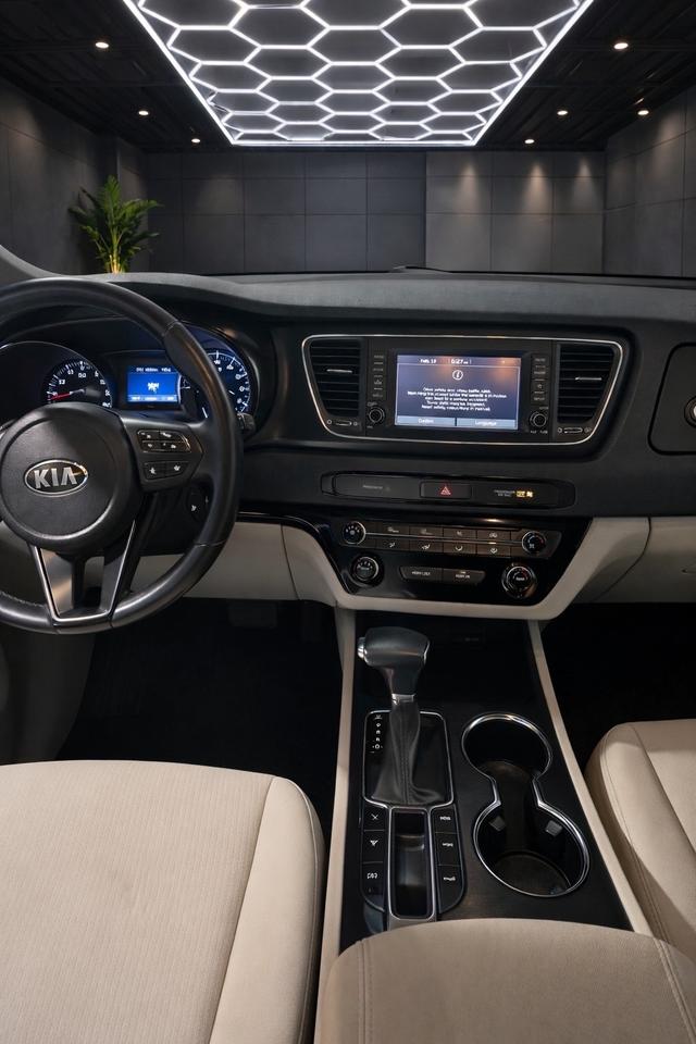 2019 Kia Sedona LX FWD Photo
