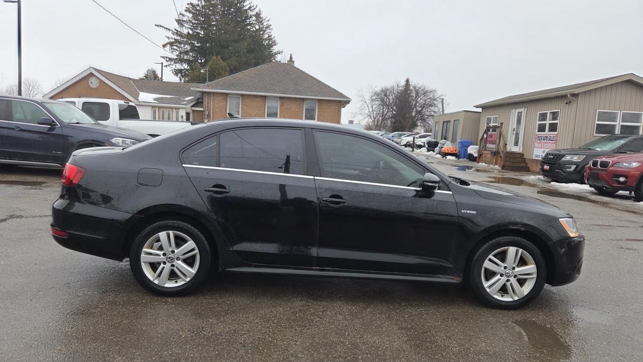 2013 Volkswagen Jetta HYBRID, TRENDLINE, RUNS WELL, AS IS SPECIAL Photo4