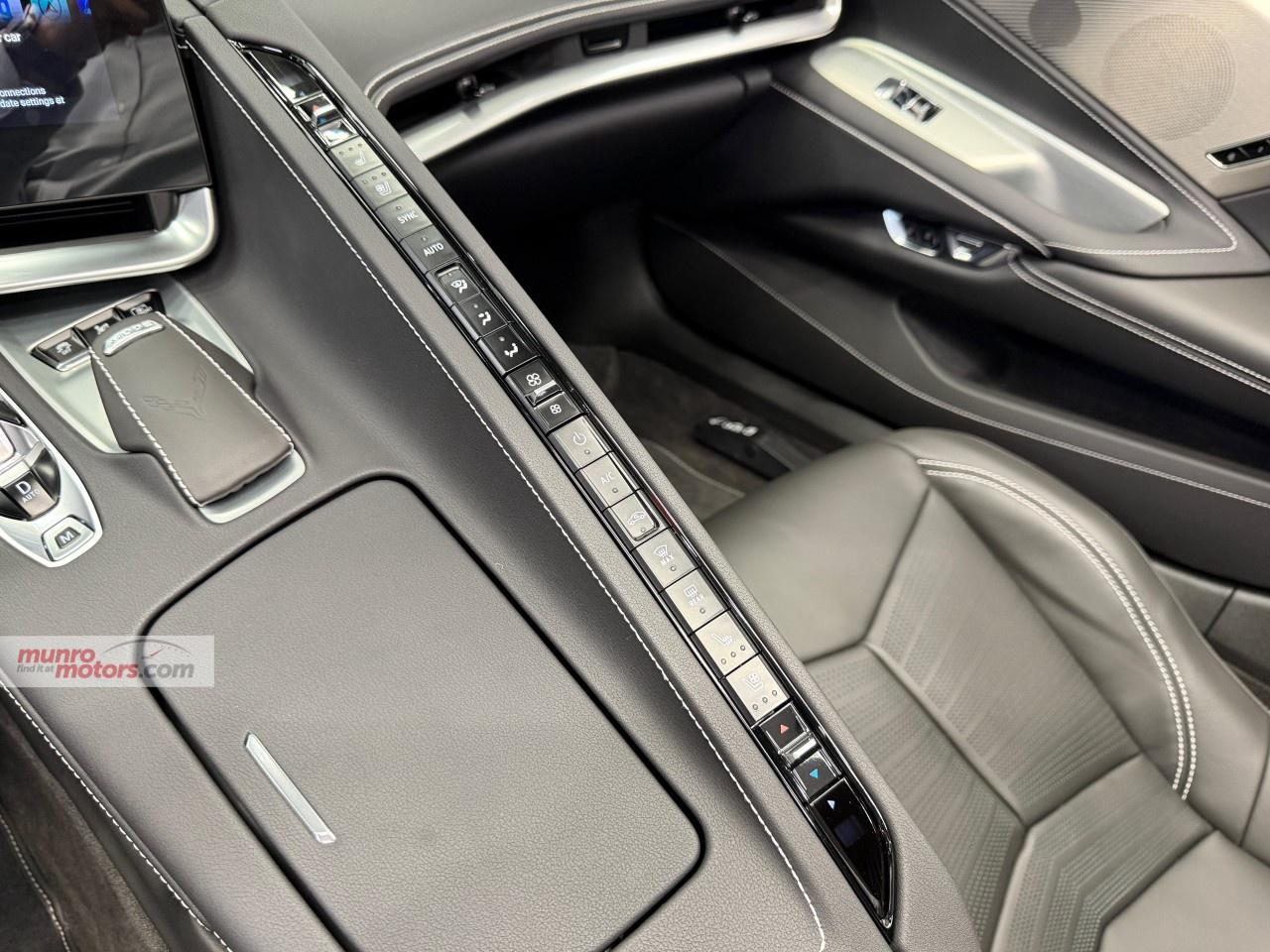 2025 Chevrolet Corvette StingRay Coupe 2LT Photo