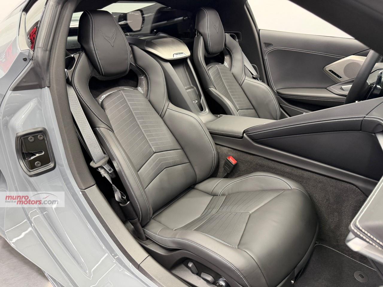 2025 Chevrolet Corvette StingRay Coupe 2LT Photo