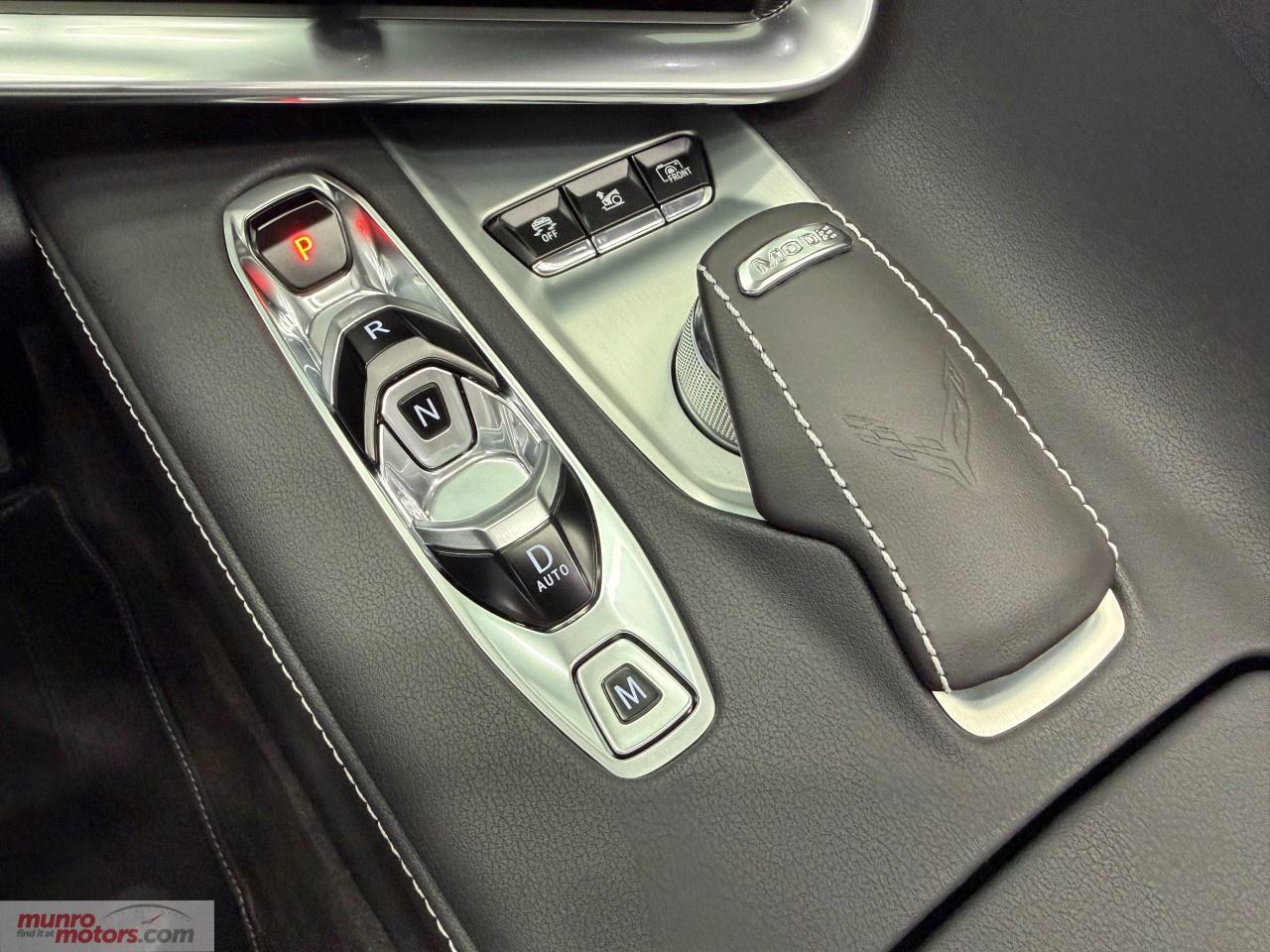 2025 Chevrolet Corvette StingRay Coupe 2LT Photo