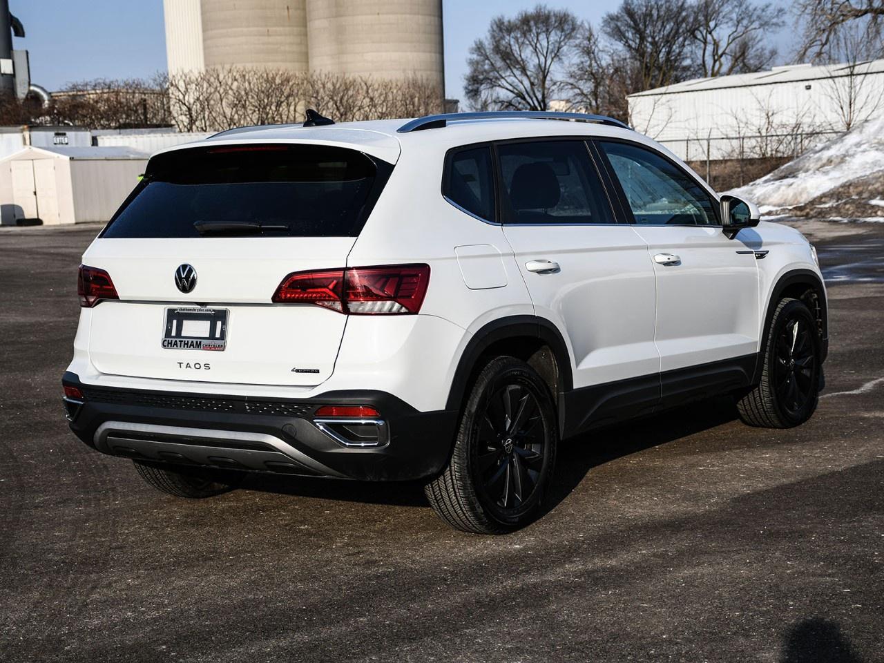 2022 Volkswagen Taos Comfortline 4Motion Photo