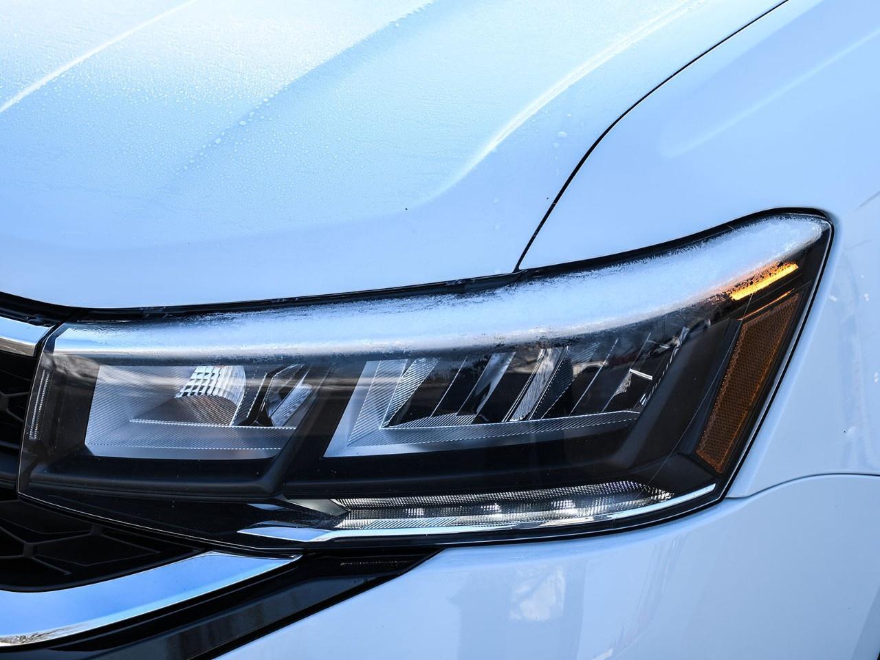 2022 Volkswagen Taos Comfortline 4Motion Photo