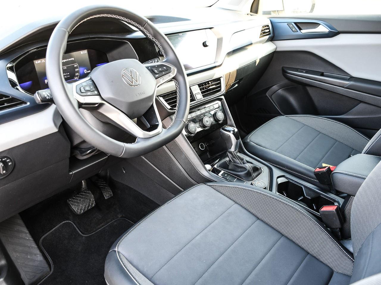 2022 Volkswagen Taos Comfortline 4Motion Photo