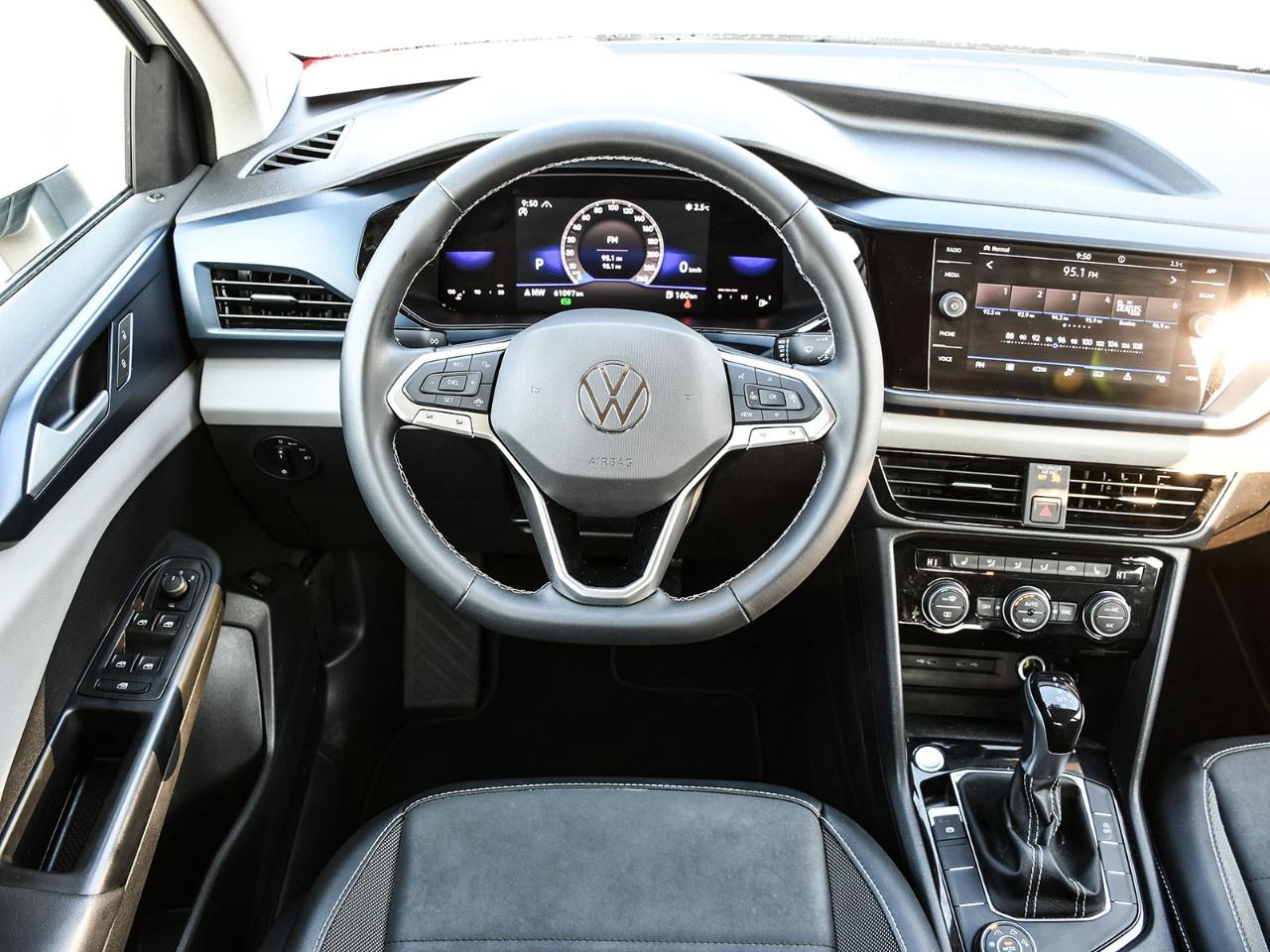 2022 Volkswagen Taos Comfortline 4Motion Photo