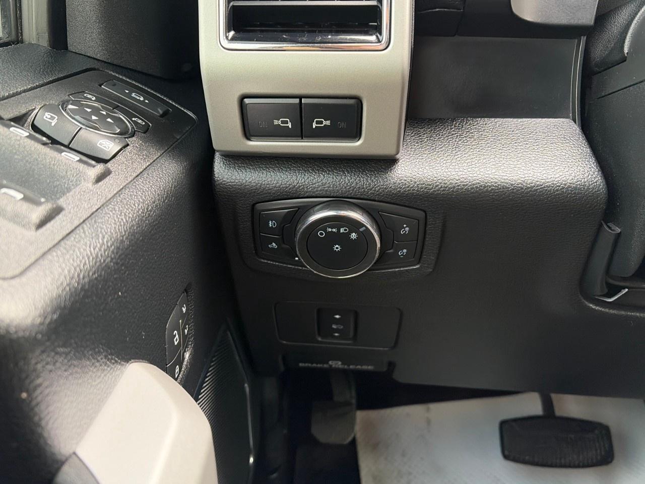 2021 Ford F-250 Super Duty SRW LARIAT 4WD CREW CAB 6.75' BOX Photo