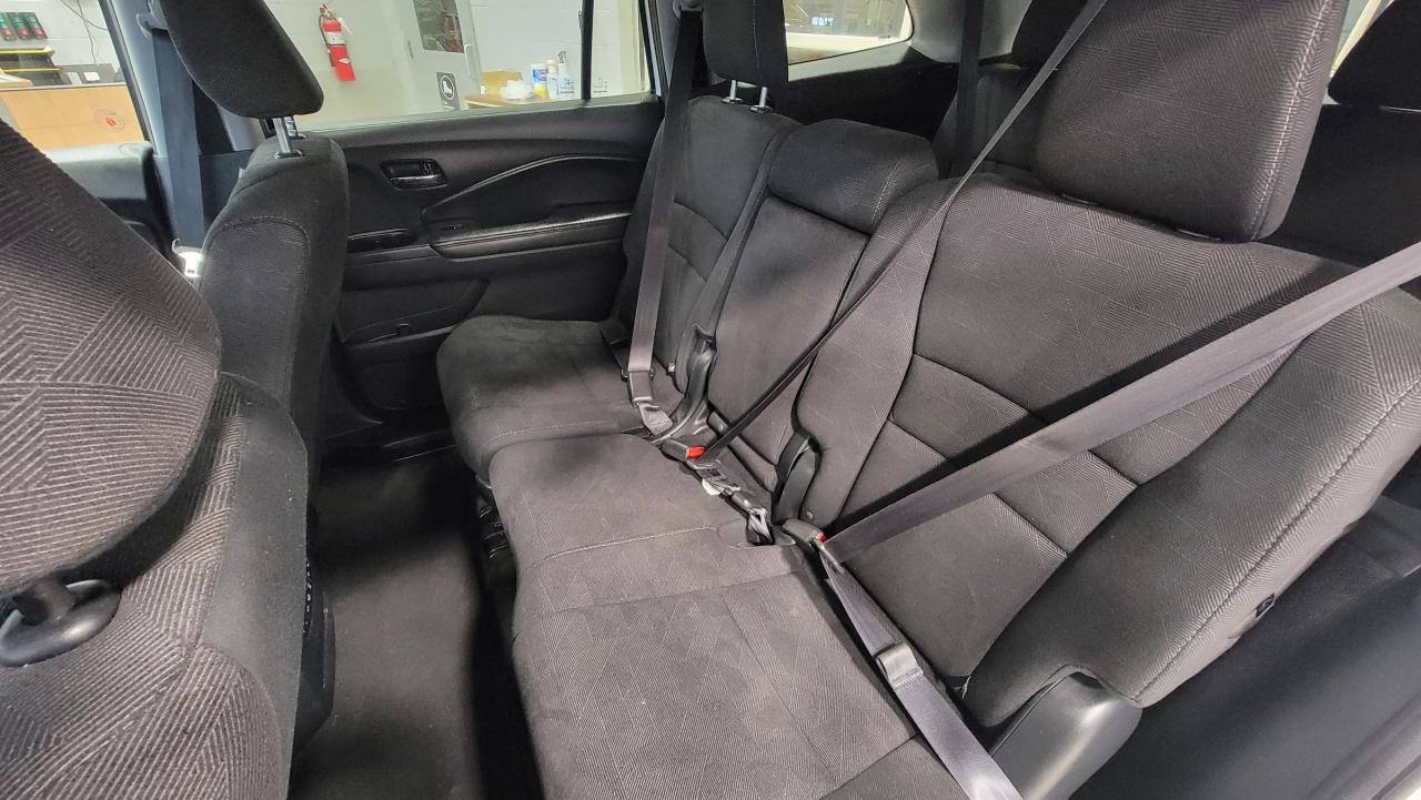 2021 Honda Pilot EX Photo