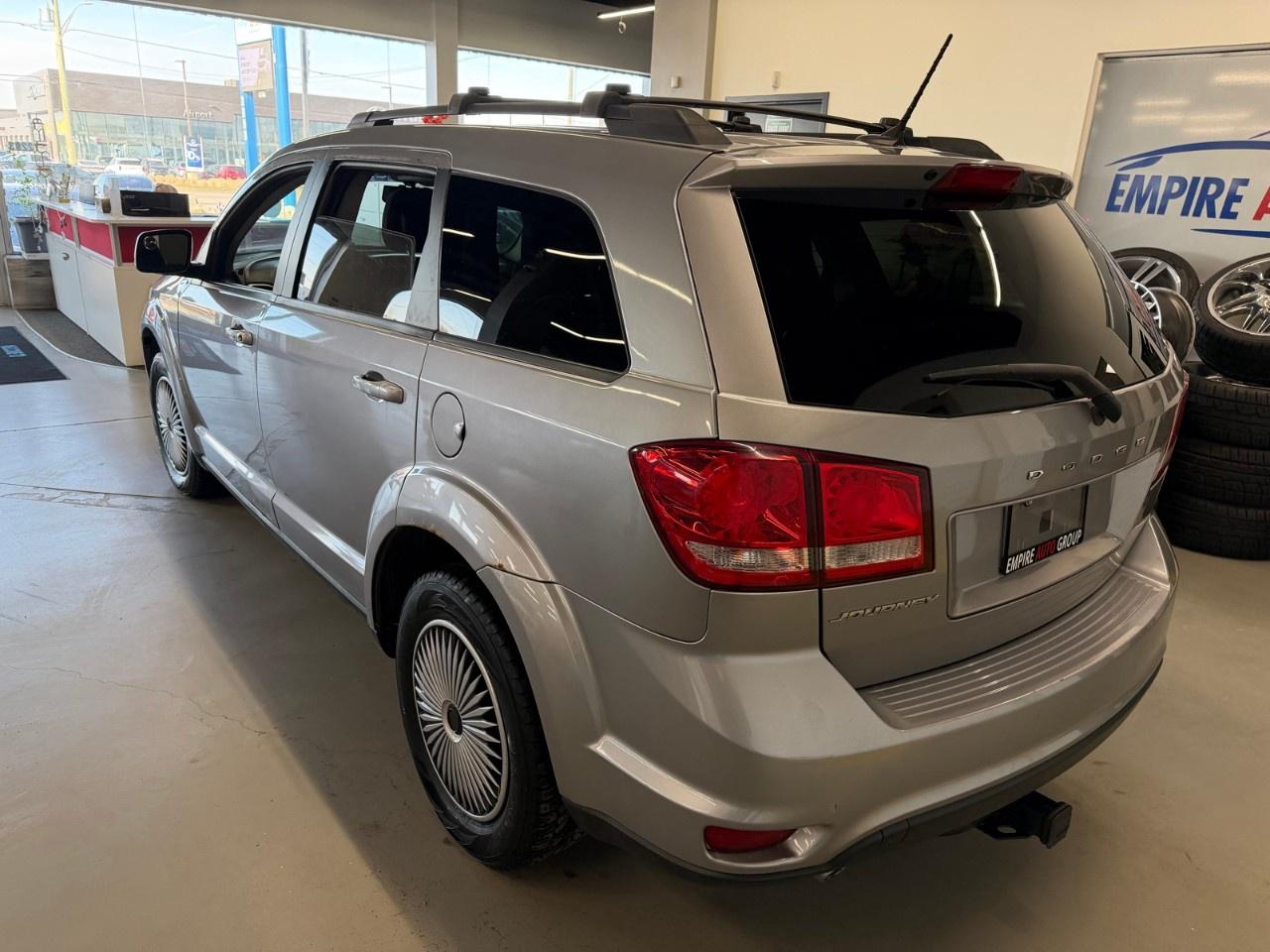 2015 Dodge Journey SXT Photo4