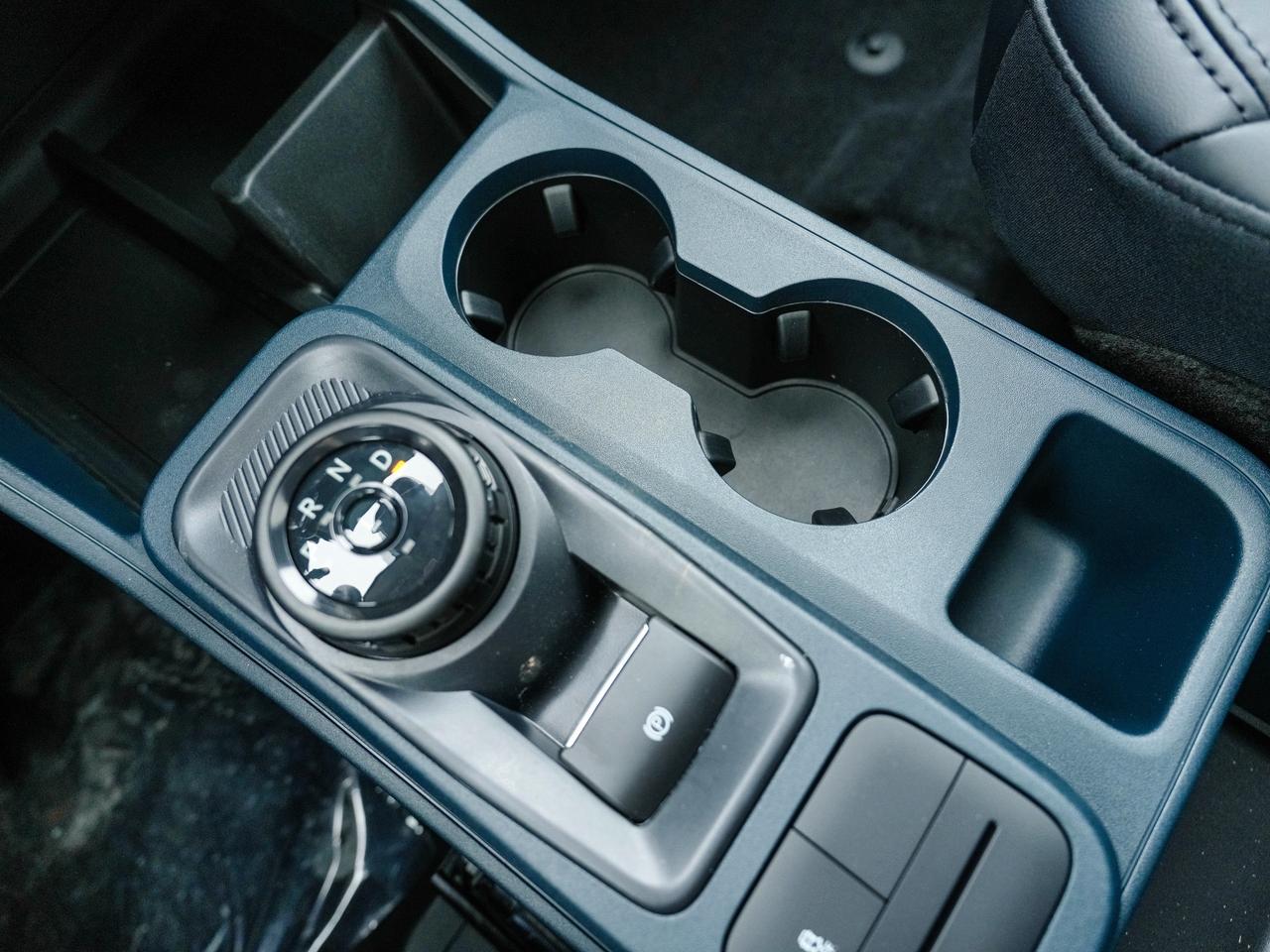 2026 Ford Maverick LARIAT | LEATHER | SUN ROOF | 360 BACK UP CAM Photo