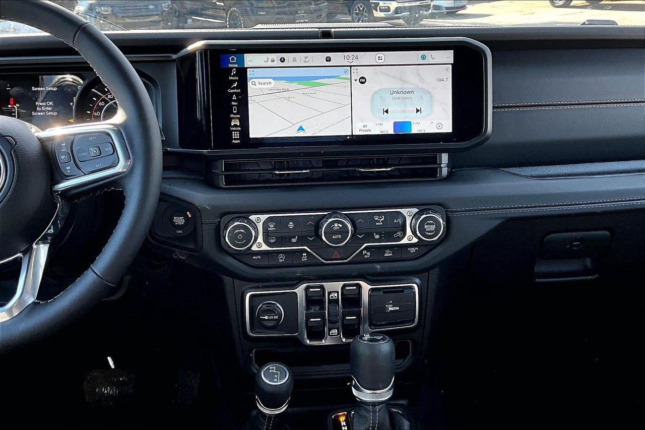 2026 Jeep Wrangler SAHARA 4DR | Sky-Top | Leather | 18" Alloys | Nav Photo