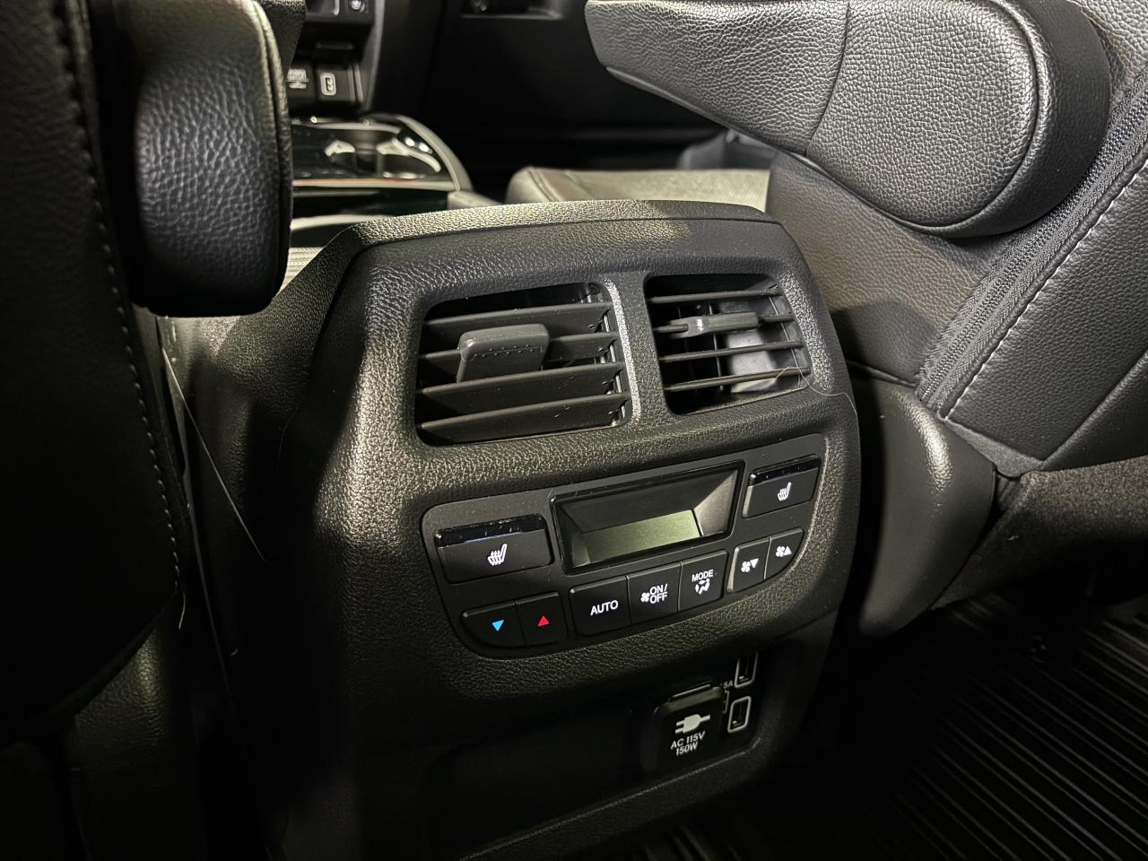 2019 Honda Passport Touring AWD|V6|NAV|LEATHER|SUNROOF|ECOMODE|SAFETEC Photo