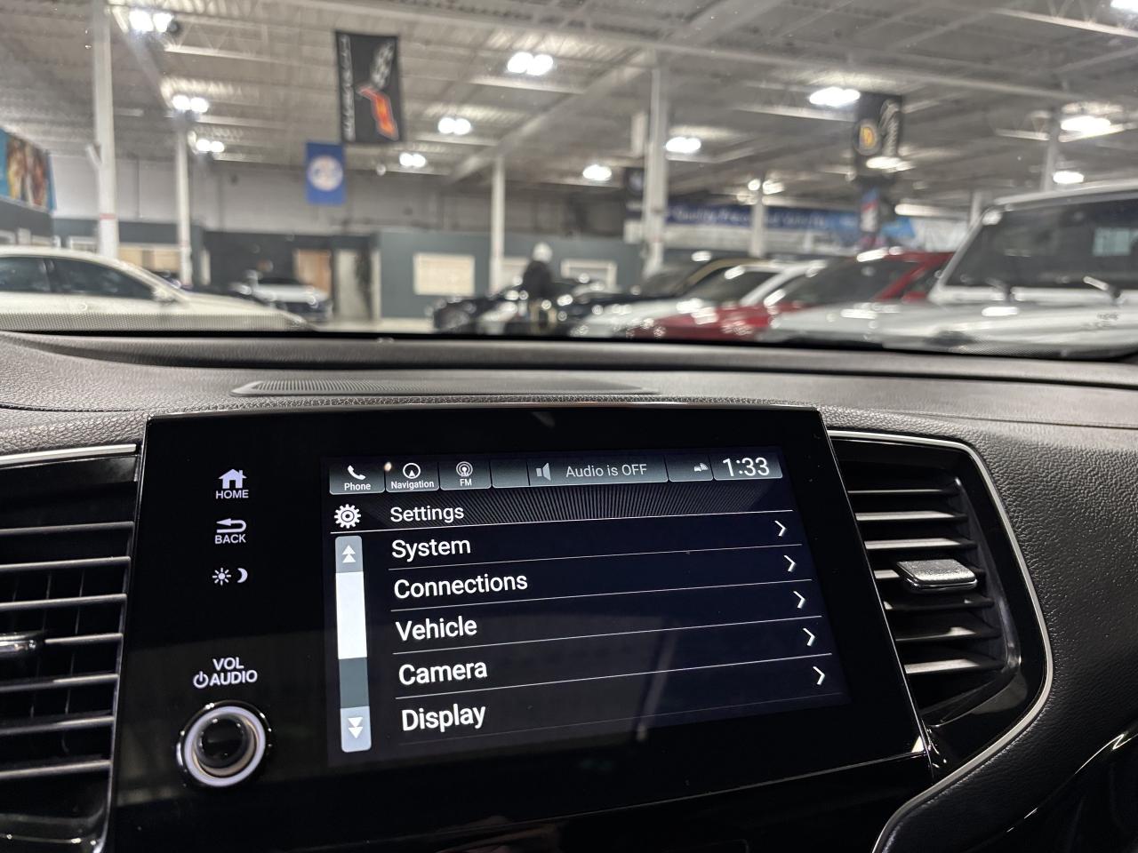 2019 Honda Passport Touring AWD|V6|NAV|LEATHER|SUNROOF|ECOMODE|SAFETEC Photo