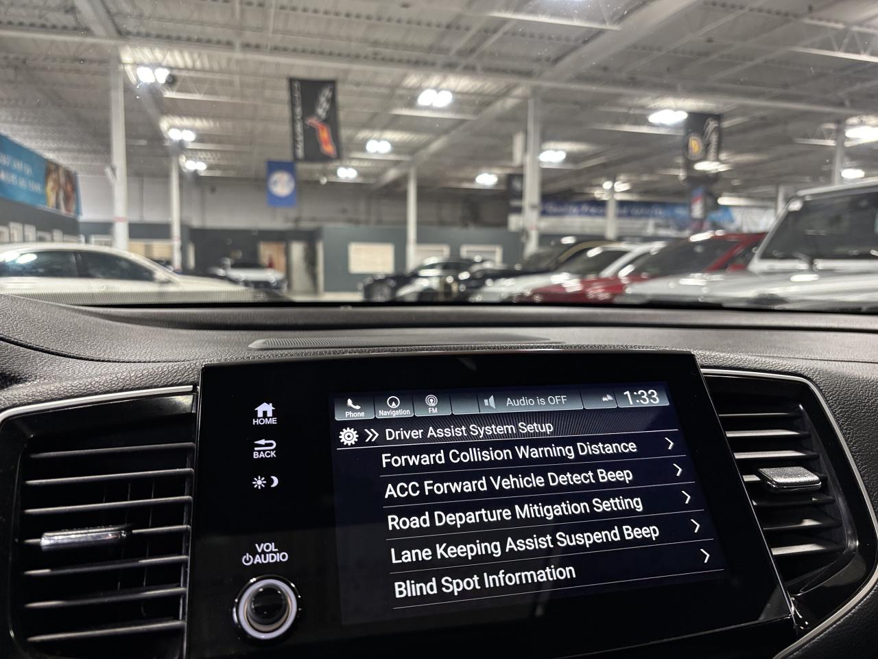 2019 Honda Passport Touring AWD|V6|NAV|LEATHER|SUNROOF|ECOMODE|SAFETEC Photo