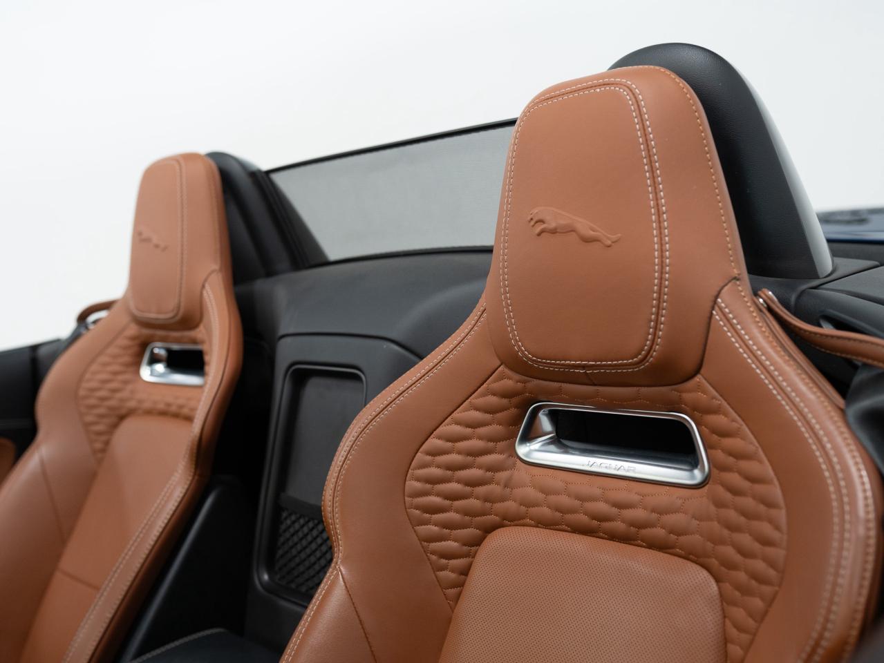 2022 Jaguar F-Type P450 | CONVERTIBLE | R-DYNAMIC | 20 IN Photo