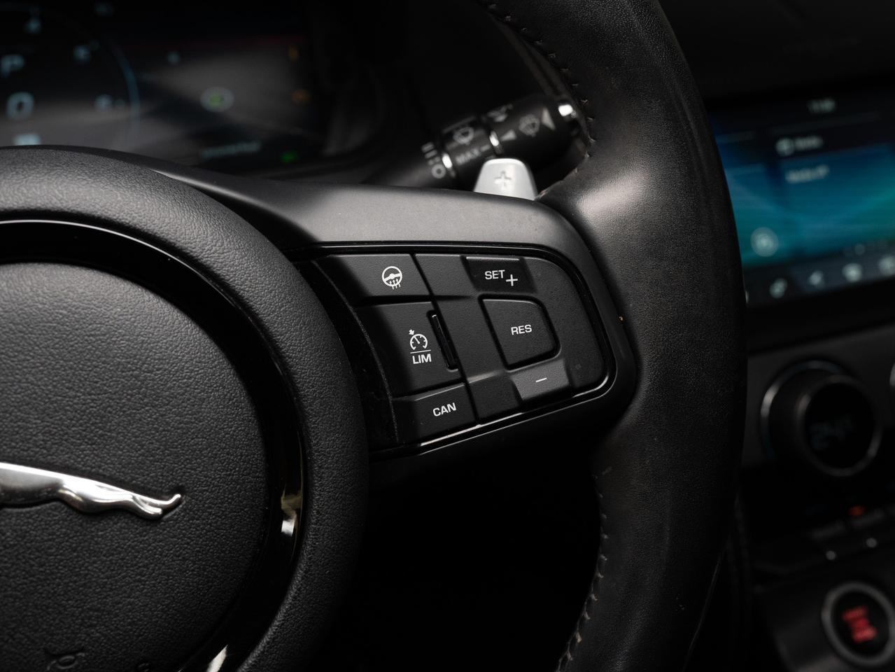 2022 Jaguar F-Type P450 | CONVERTIBLE | R-DYNAMIC | 20 IN Photo