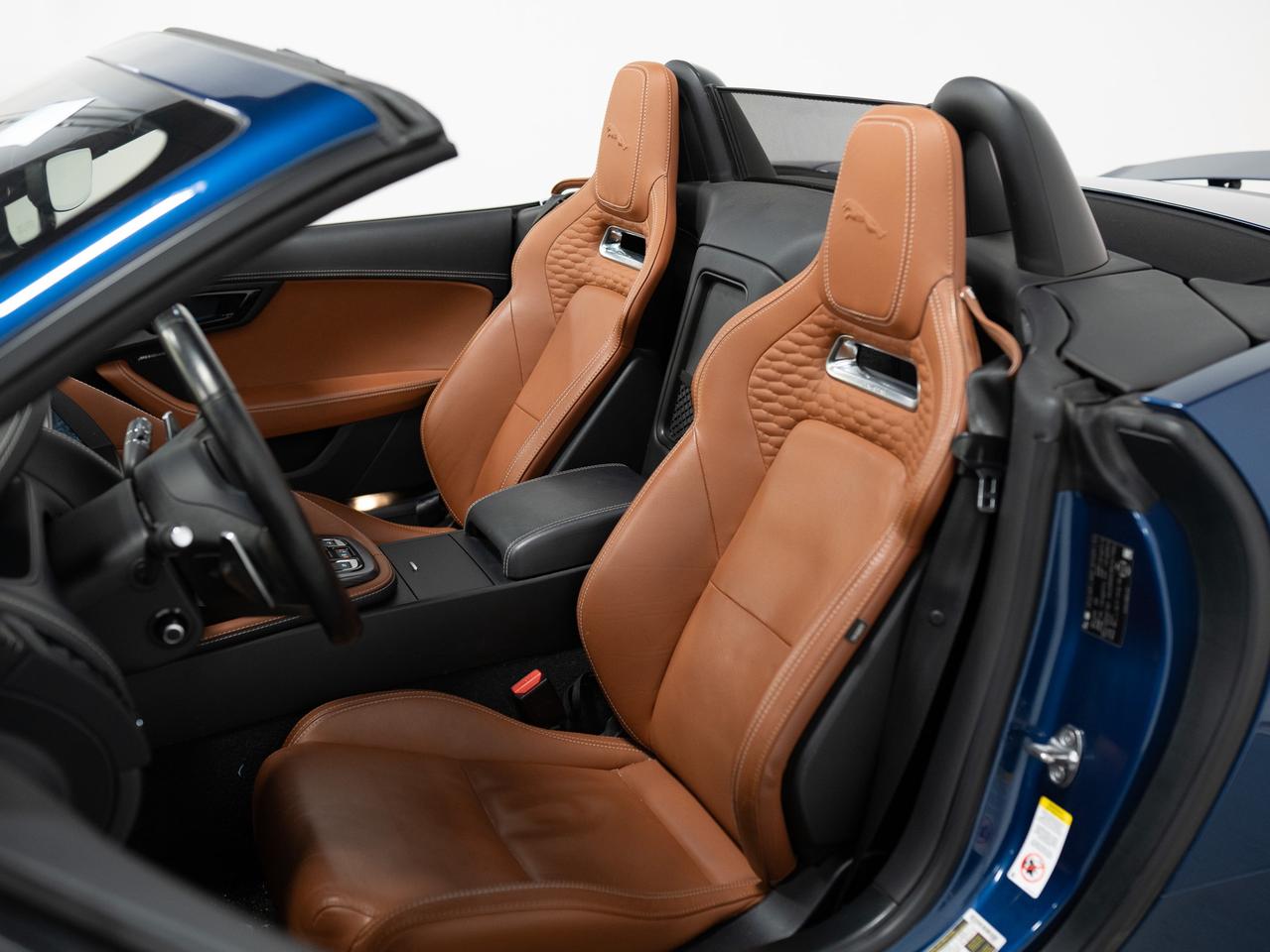 2022 Jaguar F-Type P450 | CONVERTIBLE | R-DYNAMIC | 20 IN Photo
