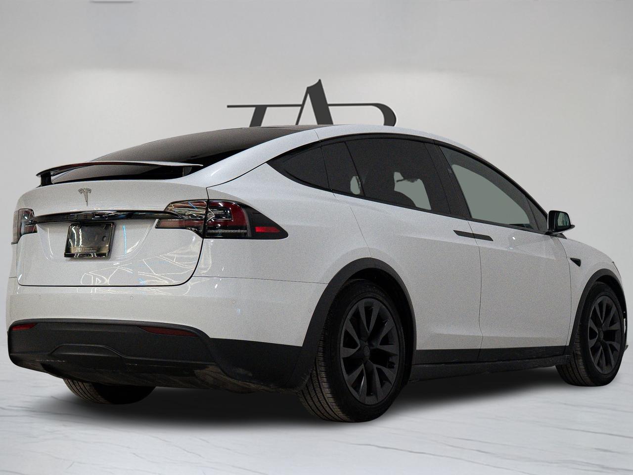 2023 Tesla Model X YOKE STEERING | 20 IN Photo3