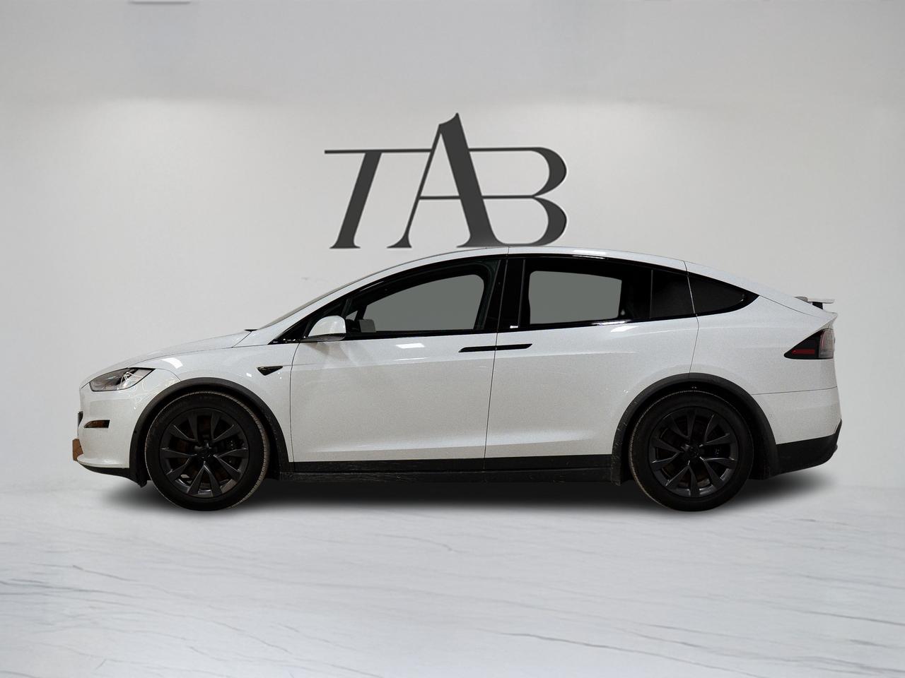 2023 Tesla Model X YOKE STEERING | 20 IN Photo