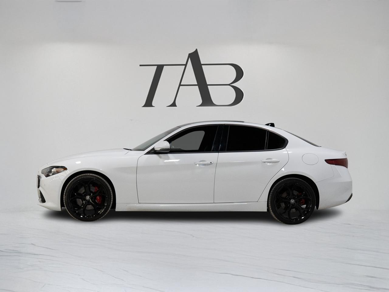 2022 Alfa Romeo Giulia SPRINT | Q4 | SUNROOF | 20 IN Photo
