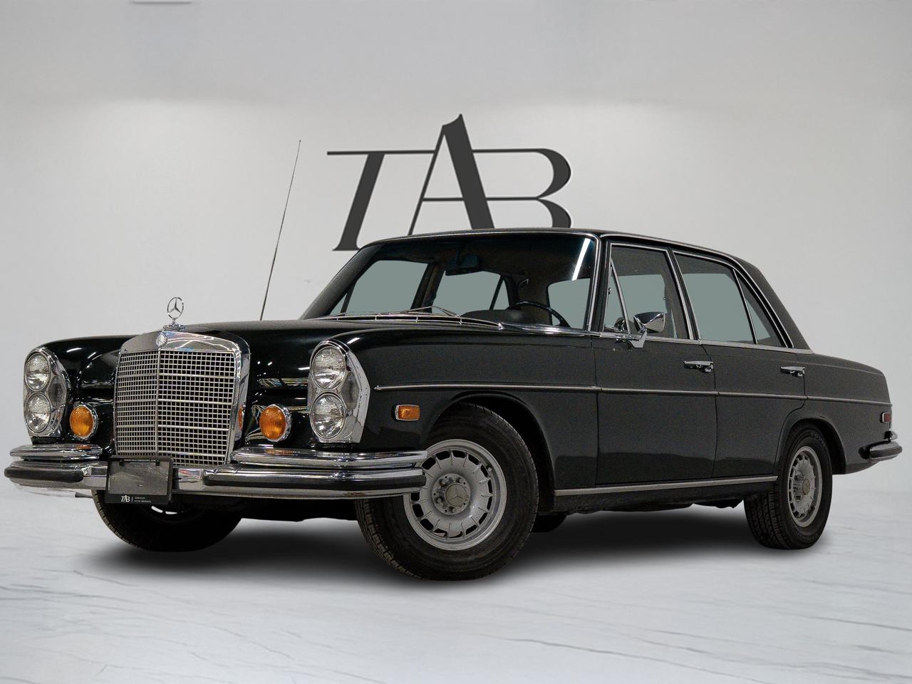 1972 Mercedes-Benz 280SE 4.5 | WOOD TRIM | AUTOMATIC WINDOWS Photo2