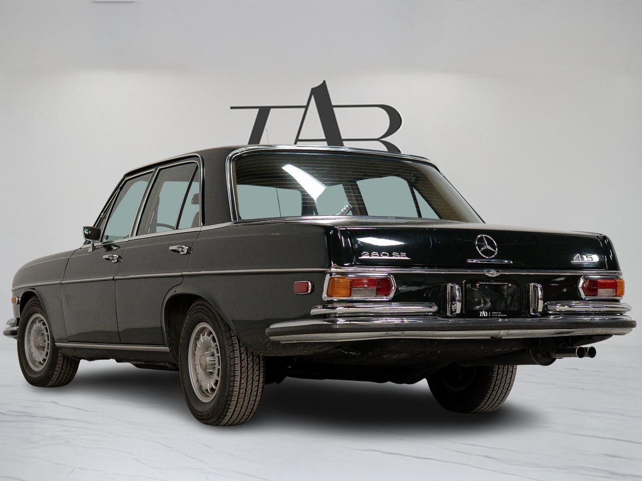 1972 Mercedes-Benz 280SE 4.5 | WOOD TRIM | AUTOMATIC WINDOWS Photo4
