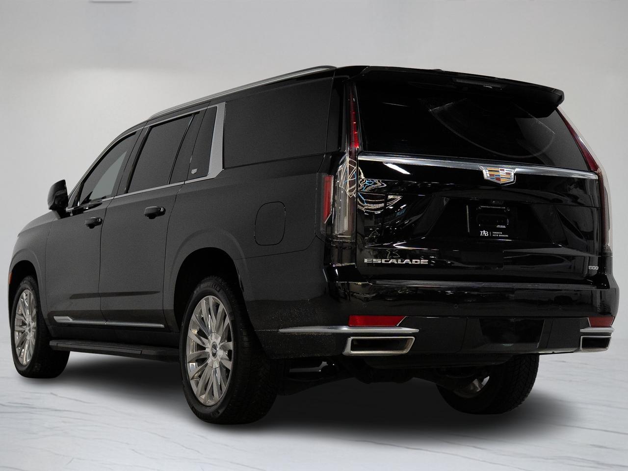 2024 Cadillac Escalade ESV PREMIUM LUXURY | 7 PASS | PERFORMANCE PKG | 22 IN Photo