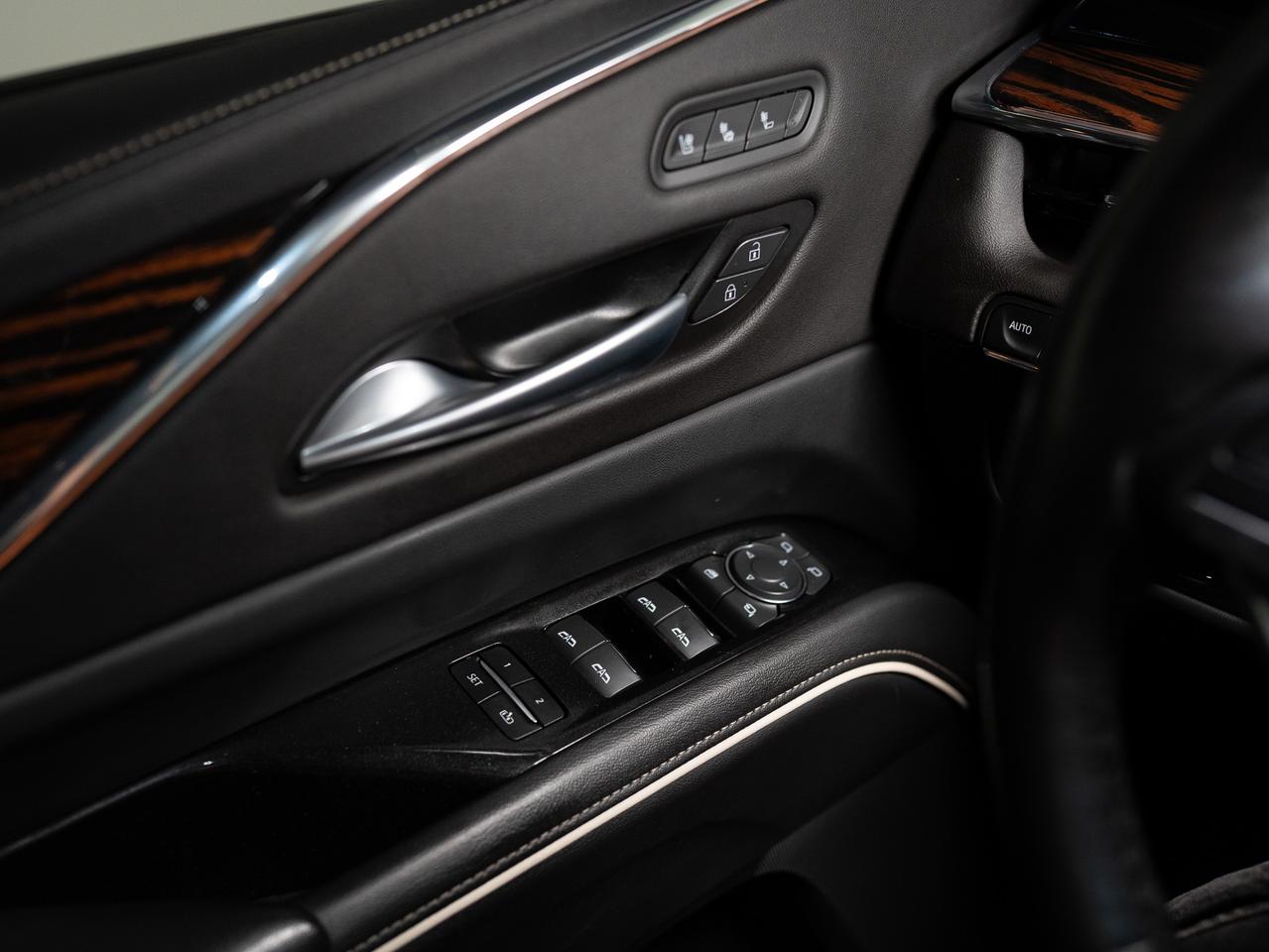 2024 Cadillac Escalade ESV PREMIUM LUXURY | 7 PASS | PERFORMANCE PKG | 22 IN Photo