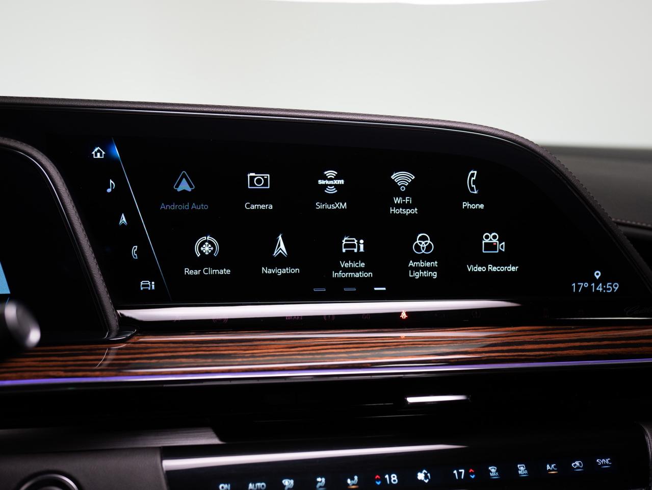 2024 Cadillac Escalade ESV PREMIUM LUXURY | 7 PASS | PERFORMANCE PKG | 22 IN Photo