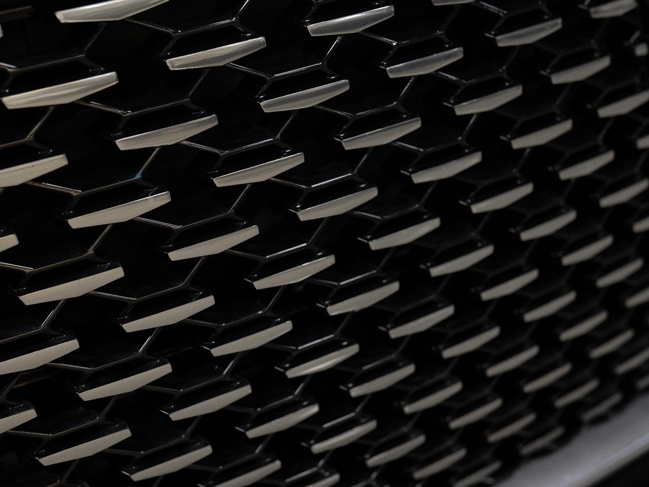 2024 Cadillac Escalade ESV PREMIUM LUXURY | 7 PASS | PERFORMANCE PKG | 22 IN Photo