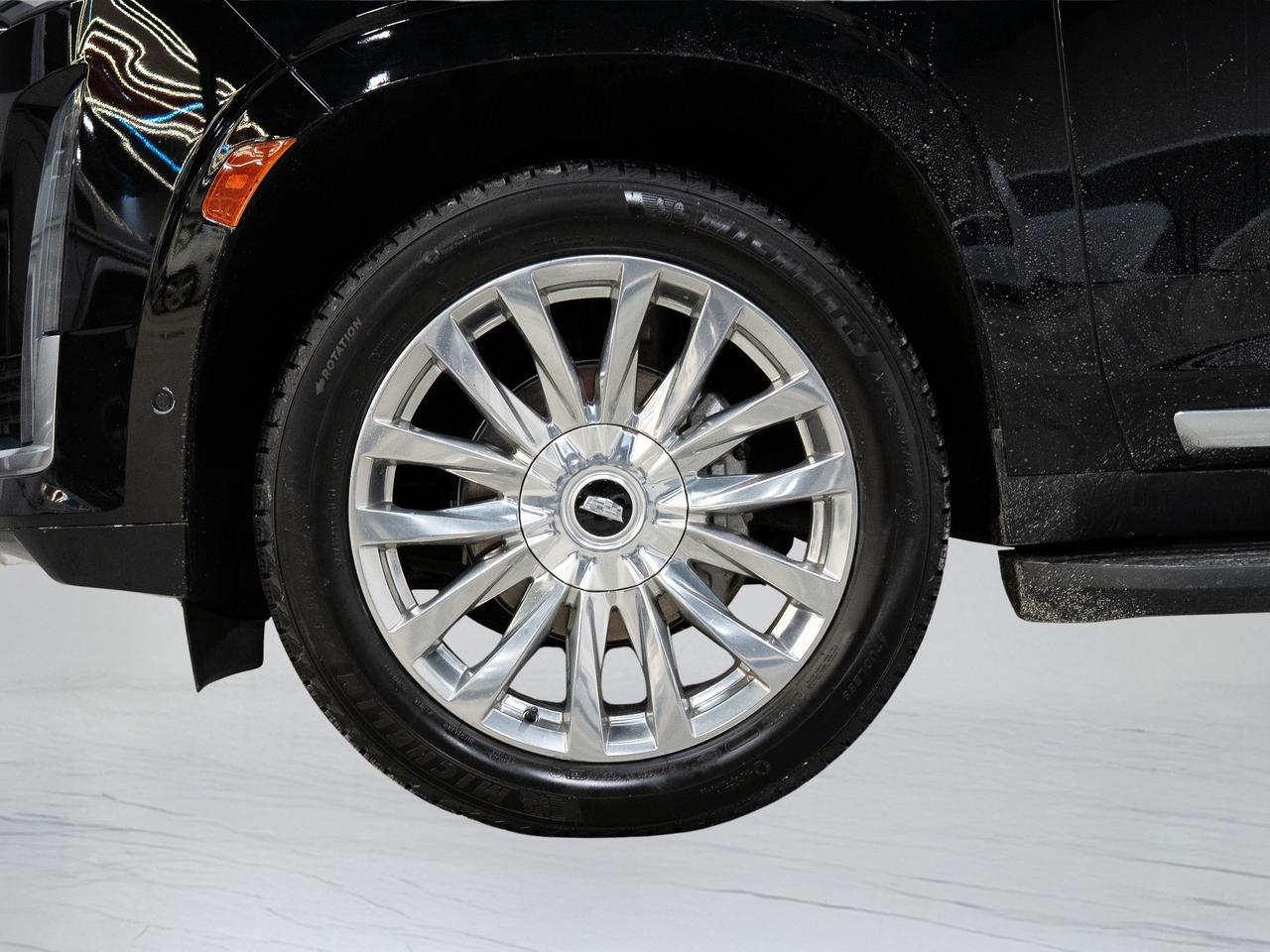 2024 Cadillac Escalade ESV PREMIUM LUXURY | 7 PASS | PERFORMANCE PKG | 22 IN Photo