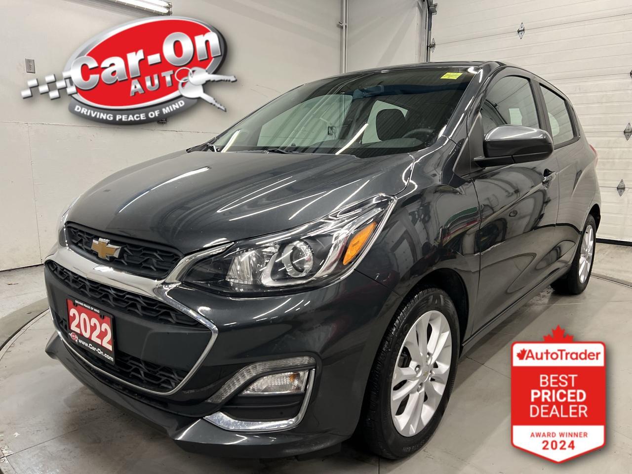 ONLY 41,000KMS!! Automatic w/ Android Auto/ Apple CarPlay, backup camera, air conditioning, keyless entry, power locks, power mirrors, power windows, automatic headlights, cruise control, Bluetooth and Sirius XM!!