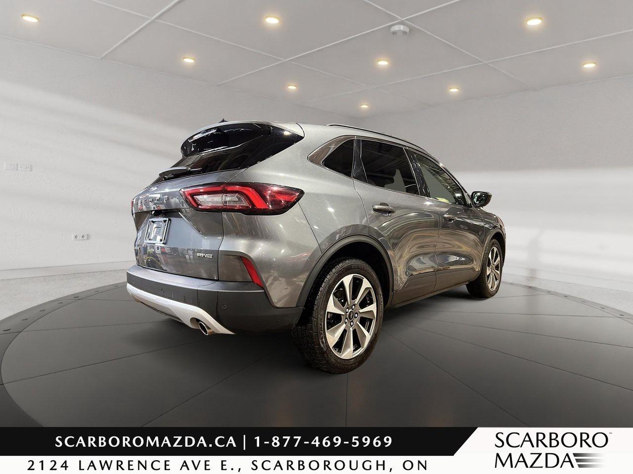 2023 Ford Escape Platinum Photo