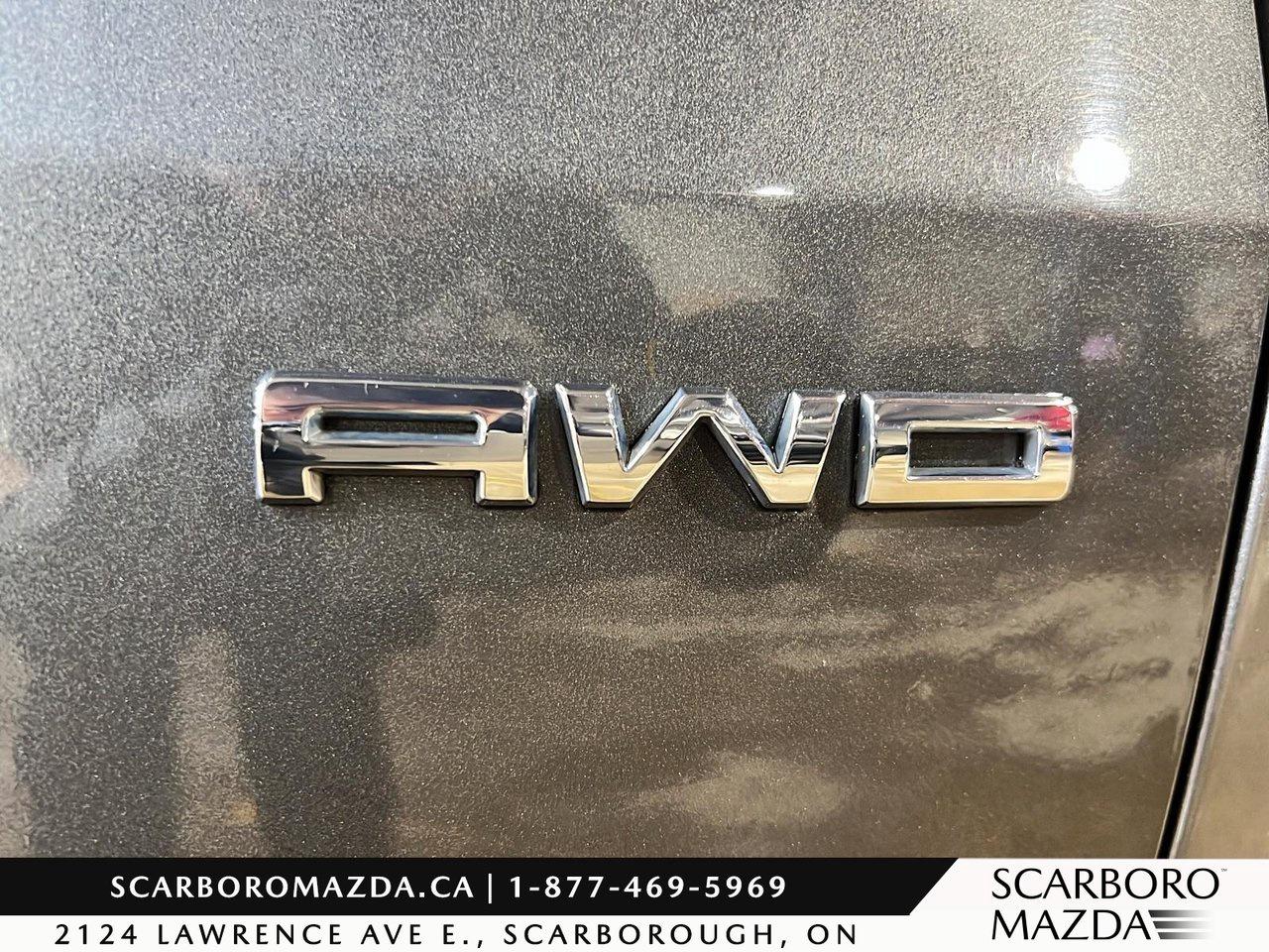 2023 Ford Escape Platinum Photo