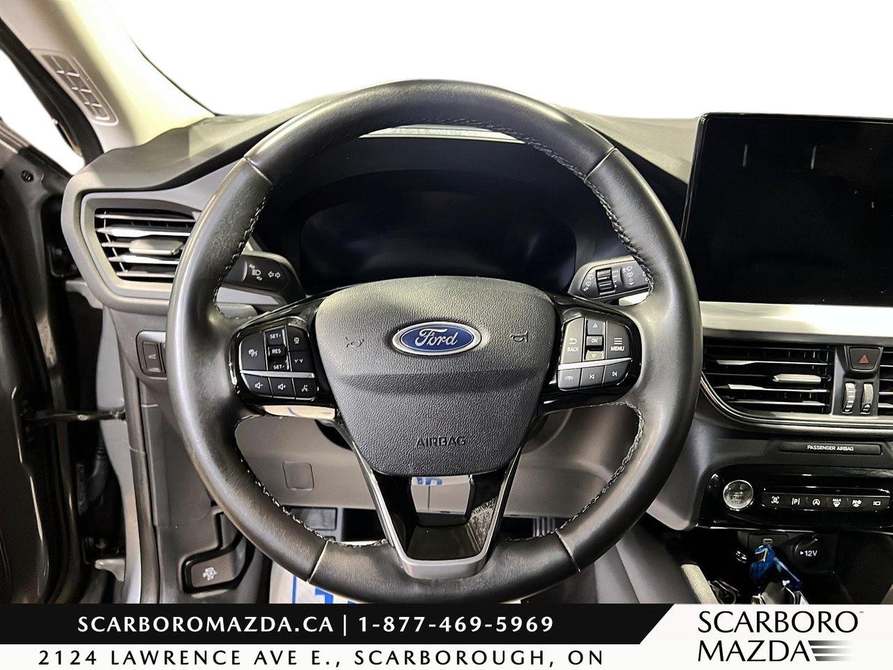 2023 Ford Escape Platinum Photo