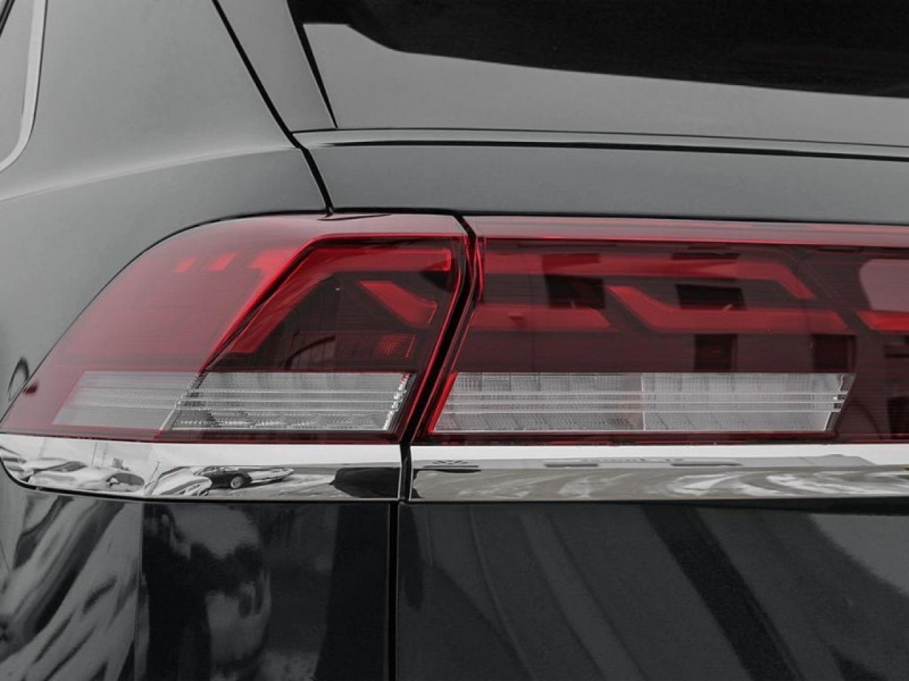 2026 Volkswagen Atlas Cross Sport Execline  - Leather Seats Photo