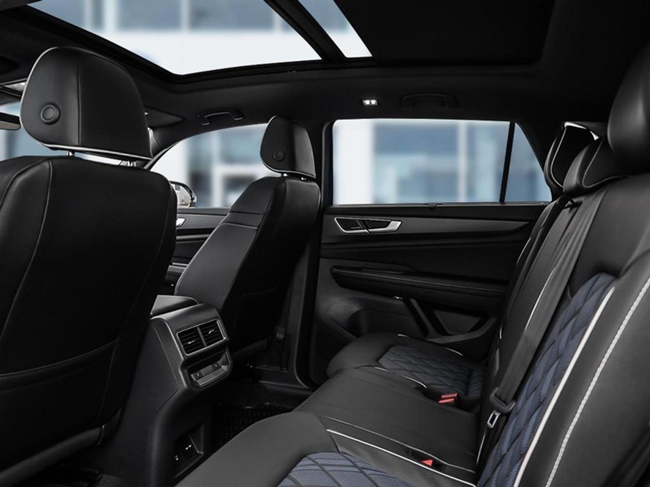 2026 Volkswagen Atlas Cross Sport Execline  - Leather Seats Photo